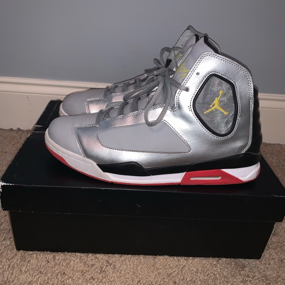 Jordan Flight Luminary